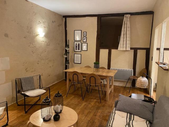 Ilot Des Cordeliers Apartment Poitiers Ngoại thất bức ảnh